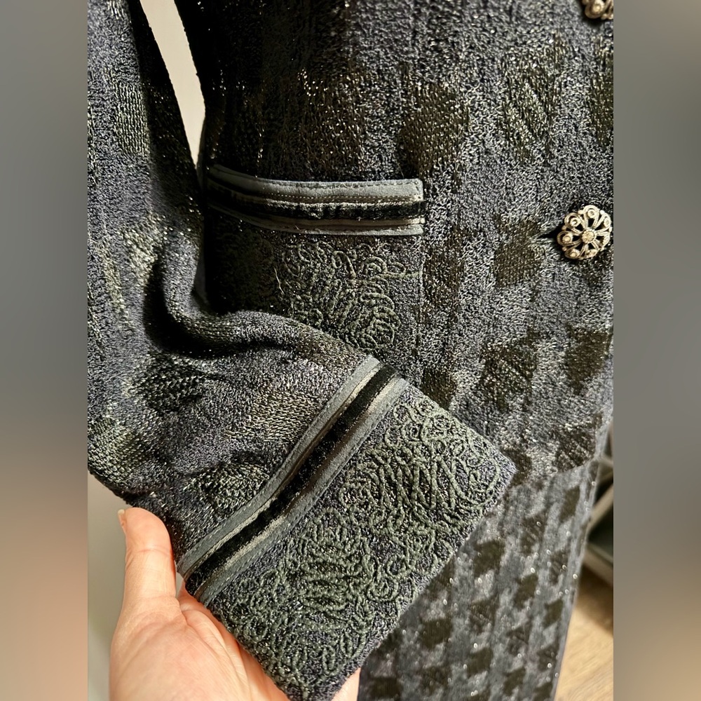 St. John Black Metallic Houndstooth Skirt Suit - Picture 3 of 6